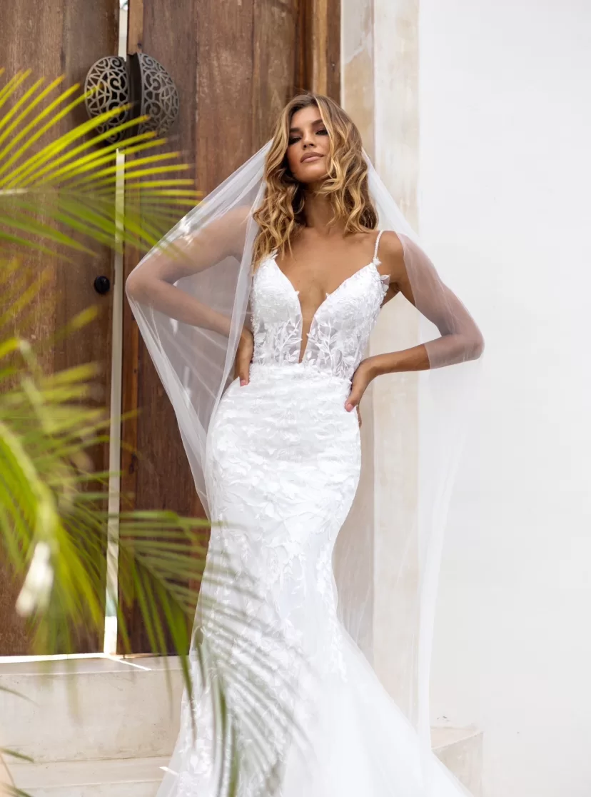 Spring // Size 16 - 18 ivory - Kate Gubanyi hand-made wedding dresses