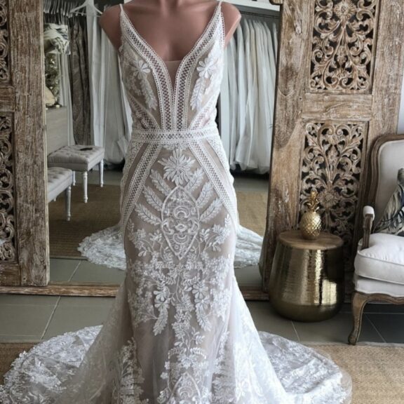 Bella Mini - Kate Gubanyi hand-made wedding dresses