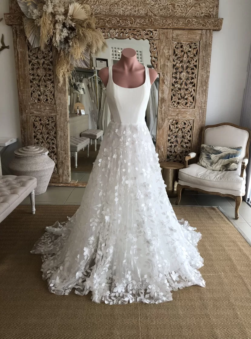 Carolina // Size 12 - Kate Gubanyi hand-made wedding dresses